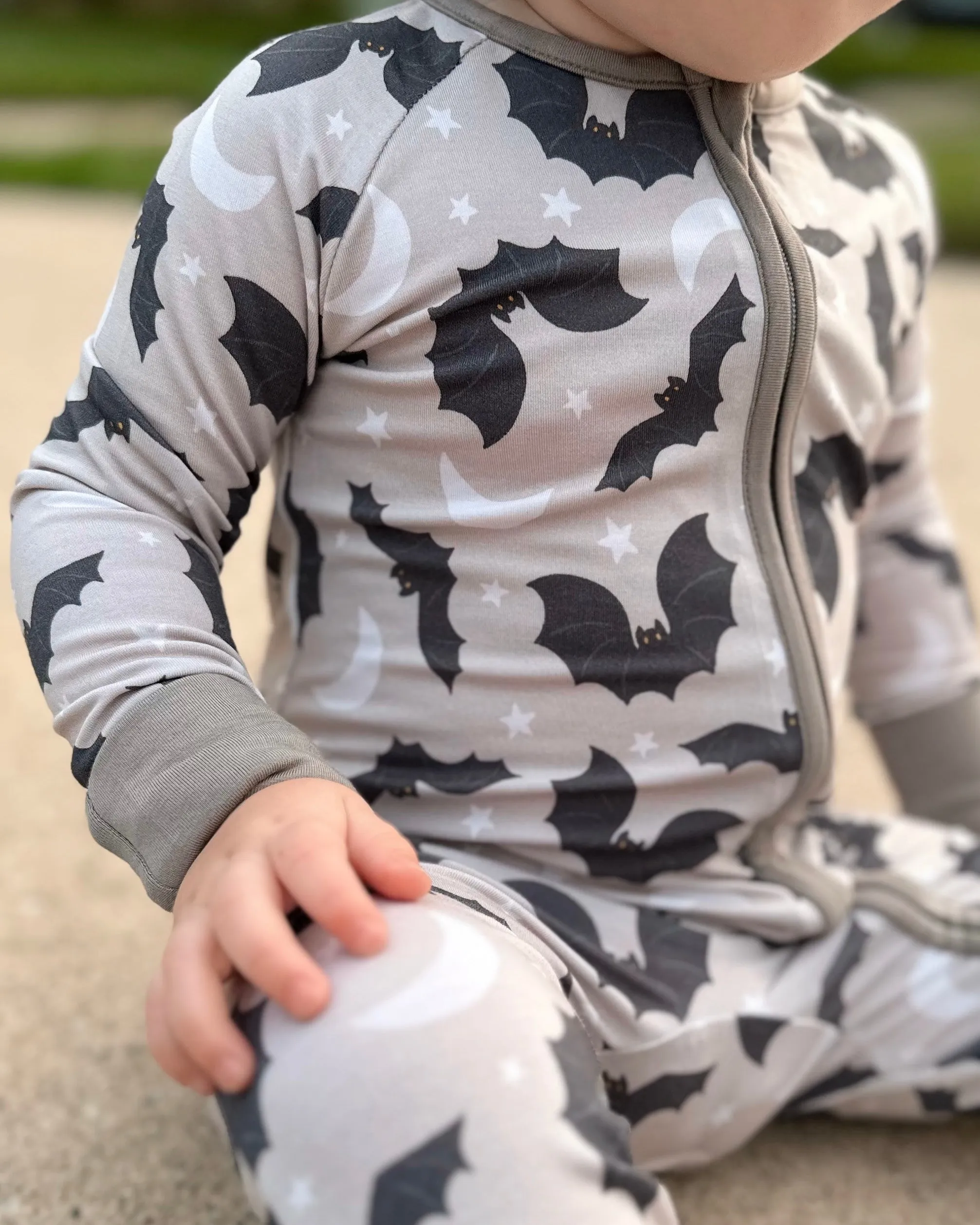 Batty • Bamboo Zippy (Classic Fit)